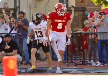 Gorillas Rally for 18-17 Victory